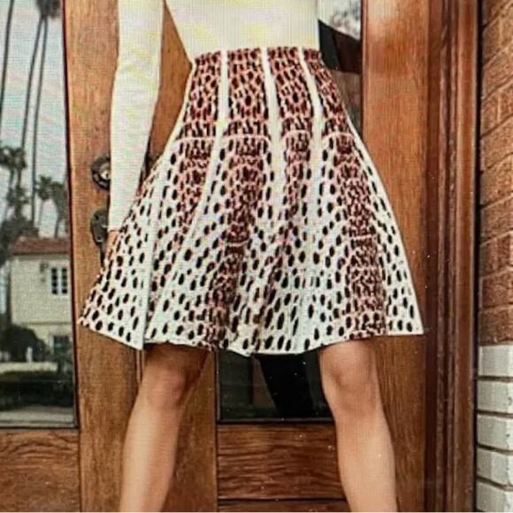 NWT Gianni Bini Leopard Print Pleated Knit Swing Skirt Cheetah Animal Print XS/S - Picture 12 of 12